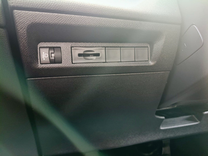 Peugeot 308 Hybrid 145 e-DCS6 Allure