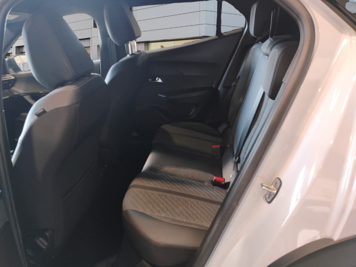 Peugeot 2008 PureTech 100 S&S BVM6 Allure