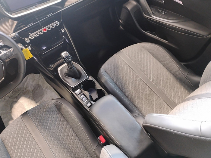 Peugeot 2008 PureTech 100 S&S BVM6 Allure