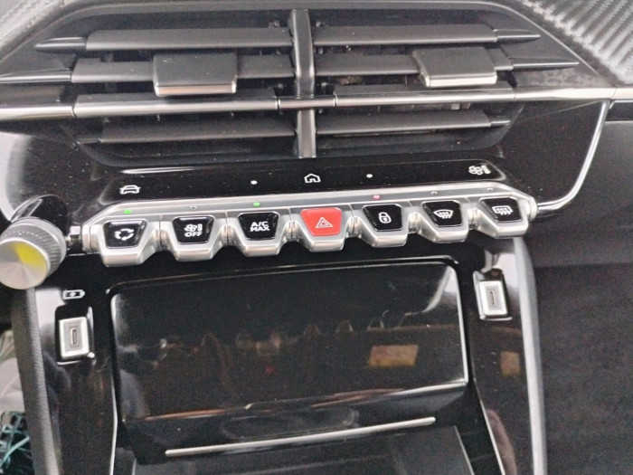 Peugeot 2008 PureTech 100 S&S BVM6 Allure