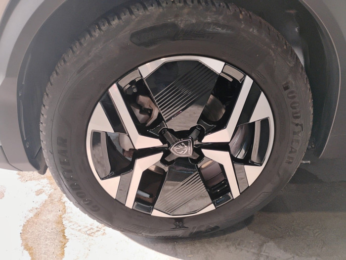 Peugeot 2008 PureTech 100 S&S BVM6 Allure