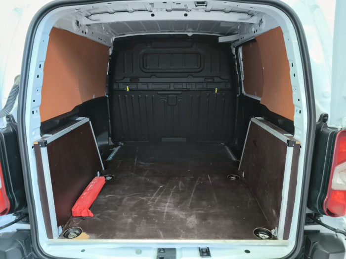 Peugeot PARTNER FOURGON M 650 KG BLUEHDI 130 S&S EAT8