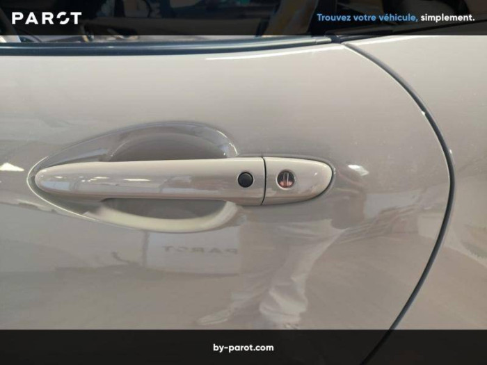 Mazda MX-5 ROADSTER Nouveau 1.5L SKYACTIV-G 132 ch Kazari