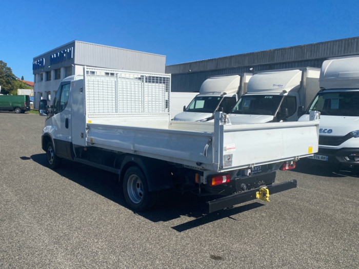 IVECO Daily CCb 35C14 empattement 3750 Hi-Matic
