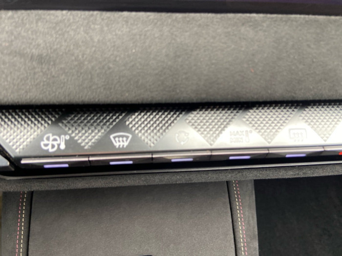 DS DS 4 Hybride E-Tense 225 EAT8 Performance Line+