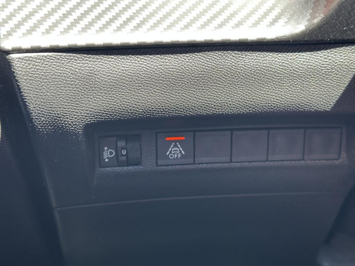 Peugeot 208 PureTech 75 S&S BVM5 Style