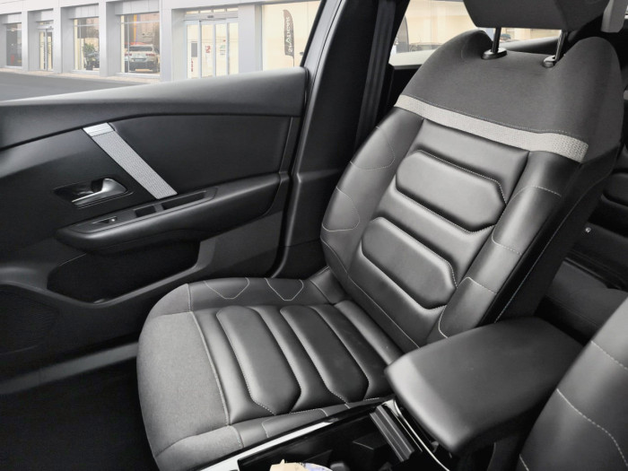 Citroën C4 PureTech 130 S&S EAT8 Shine