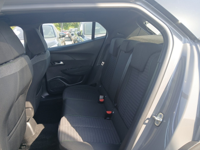 Peugeot 2008 PureTech 100 S&S BVM6 Active