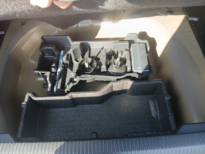 Peugeot 2008 PureTech 100 S&S BVM6 Active