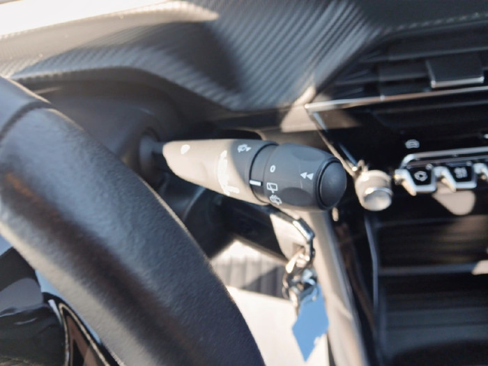 Peugeot 2008 PureTech 100 S&S BVM6 Active