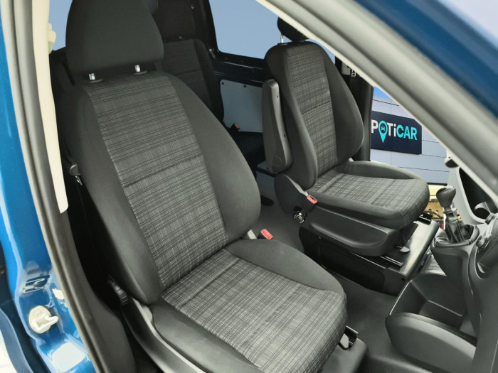 Mercedes VITO FOURGON 111 CDI COMPACT