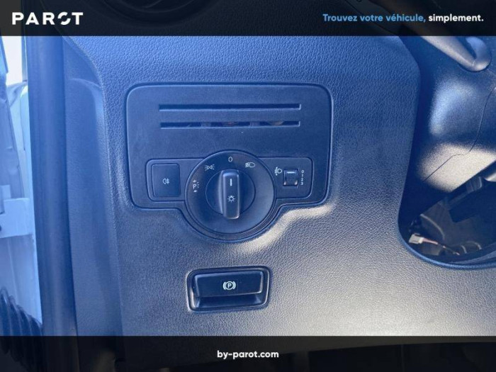 Mercedes VITO FOURGON 111 CDI COMPACT SELECT