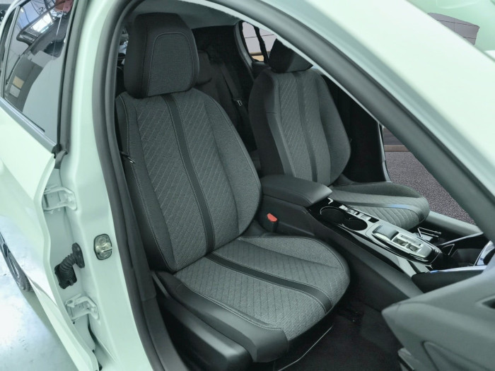 Peugeot 208 Nouvelle Hybrid 145 ch e-DCS6 Allure 08 ANS ALLURE CARE