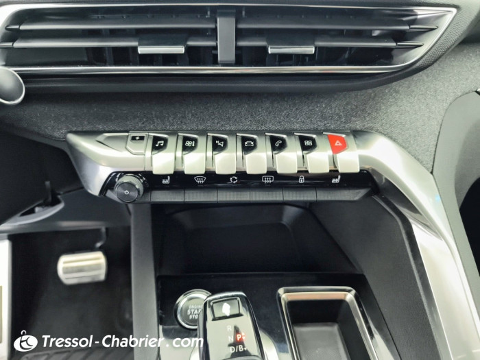 Peugeot 3008 Hybrid 225 e-EAT8 Roadtrip