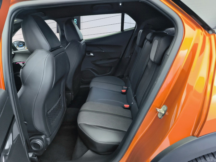 Peugeot 2008 PureTech 130 S&S EAT8 Allure Pack