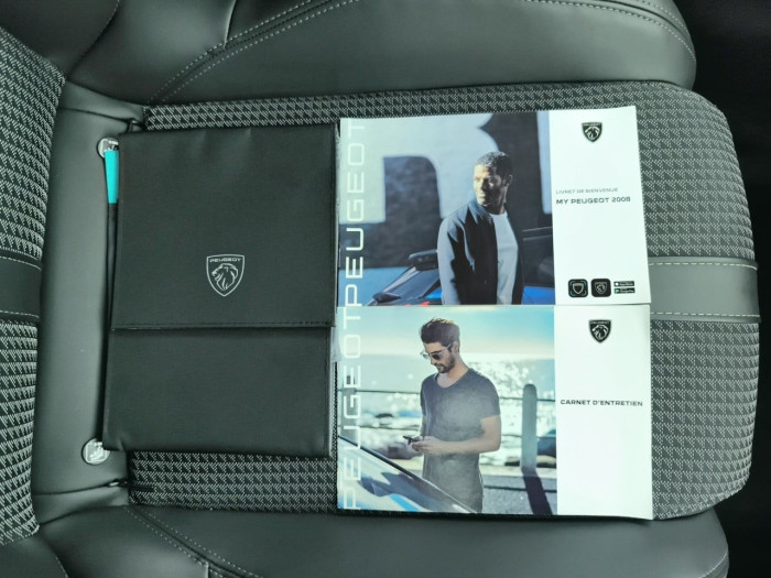Peugeot 2008 PureTech 130 S&S EAT8 Allure Pack
