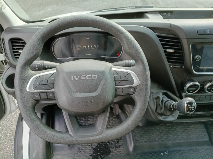 IVECO Daily CCb 35C16H empattement 4100 3.0