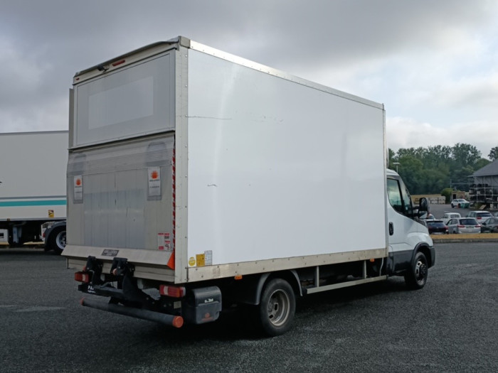 IVECO Daily CCb 35C16H empattement 4100 3.0