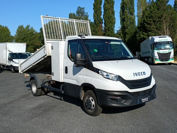 IVECO Daily CCb 35C16H empattement 3750 3.0