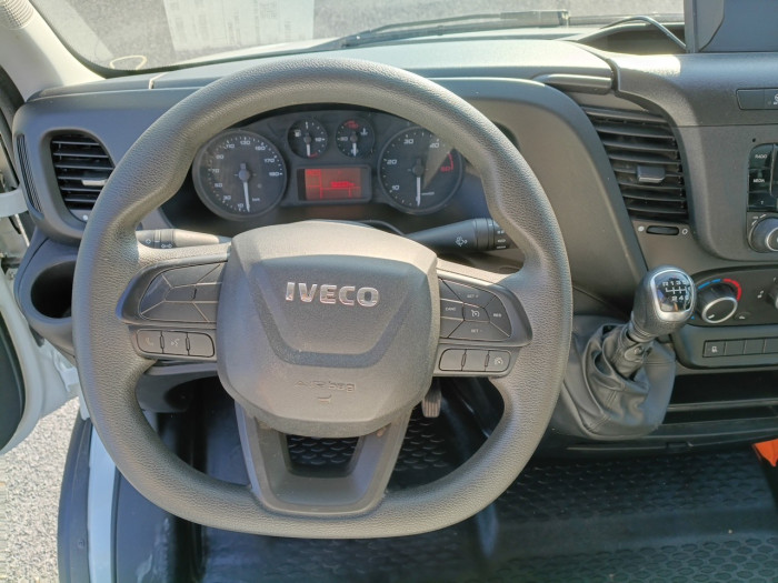 IVECO Daily CCb 35C16H empattement 3750 3.0