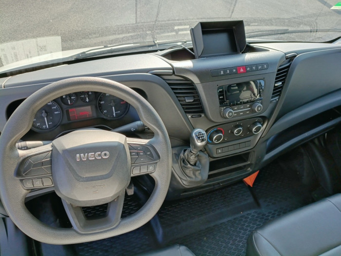 IVECO Daily CCb 35C16H empattement 3750 3.0