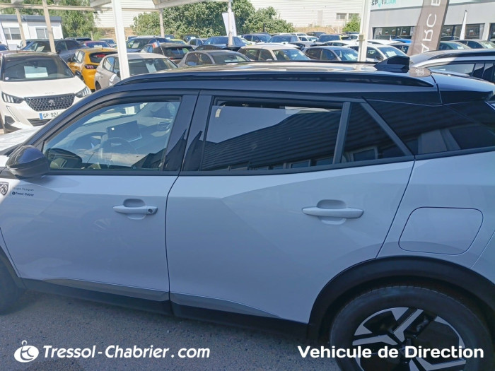 Peugeot 2008 Nouveau Hybrid 145 e-DCS6 GT
