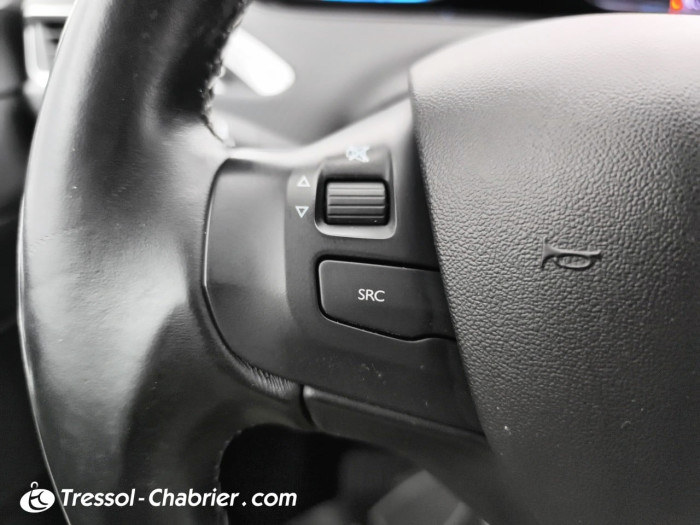 Peugeot 2008 PureTech 130ch S&S EAT6 Allure