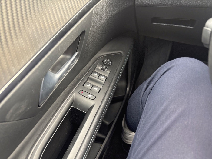 Peugeot 3008 Hybrid 136 e-DCS6 Allure Pack