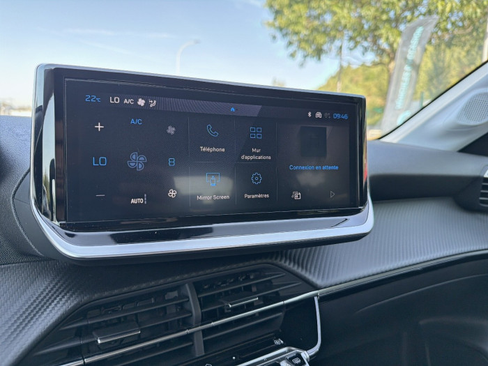 Peugeot 208 Hybrid 110 e-DCS6 série spéciale Envy