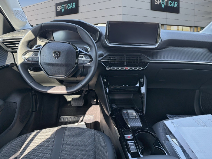 Peugeot 208 Hybrid 110 e-DCS6 série spéciale Envy