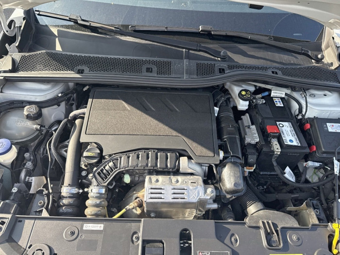 Peugeot 208 PureTech 100 S&S BVM6 Style