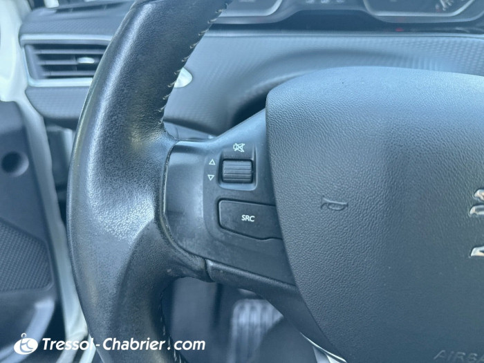 Peugeot 2008 1.2 PureTech 110ch S&S BVM5 Style
