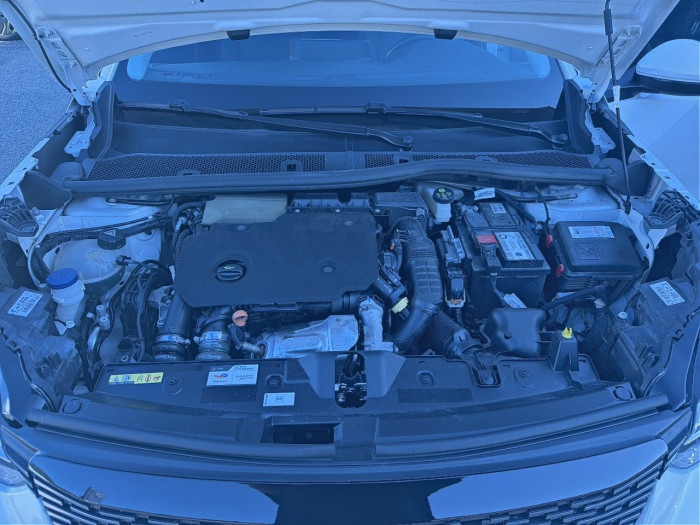 Peugeot 2008 BlueHDi 130 S&S EAT8 Allure Pack