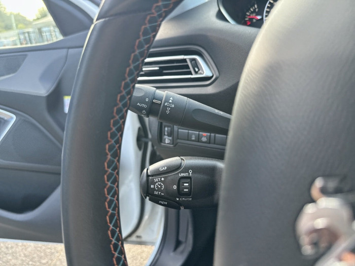 Peugeot 308 BlueHDi 130ch S&S BVM6 Tech Edition
