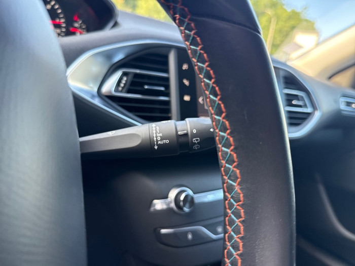 Peugeot 308 BlueHDi 130ch S&S BVM6 Tech Edition