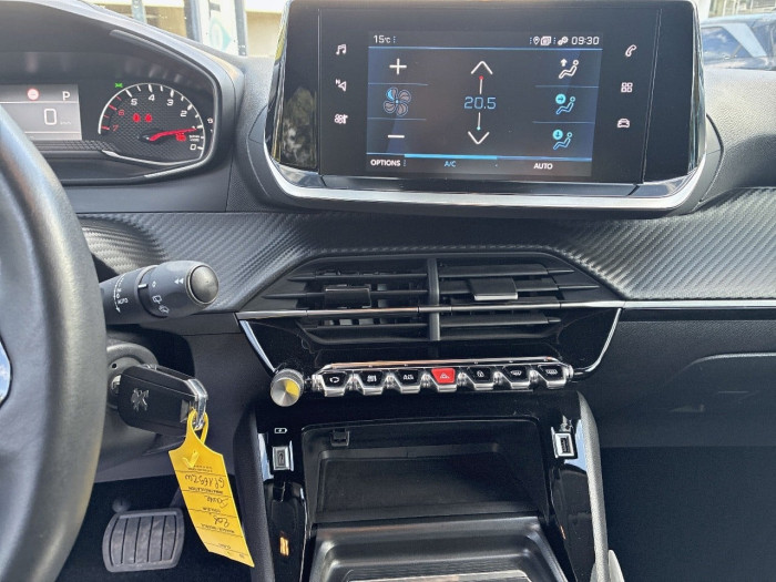 Peugeot 208 PureTech 100 S&S EAT8 Allure