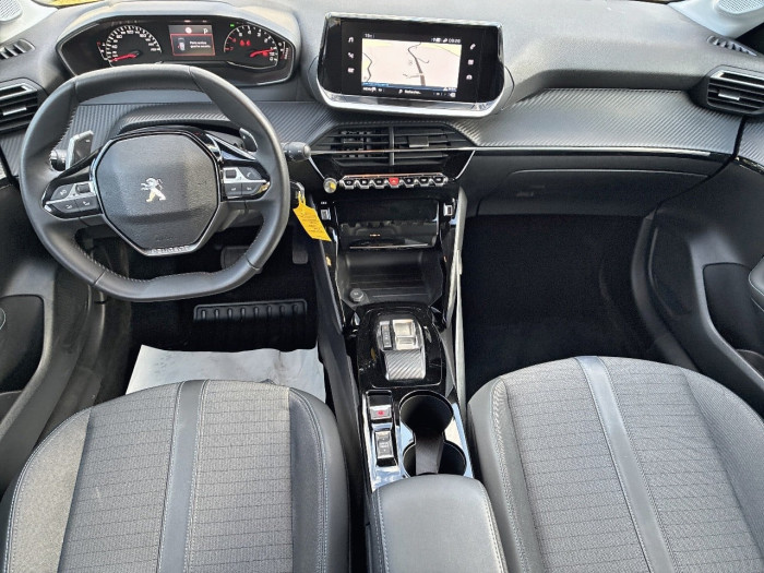 Peugeot 208 PureTech 100 S&S EAT8 Allure
