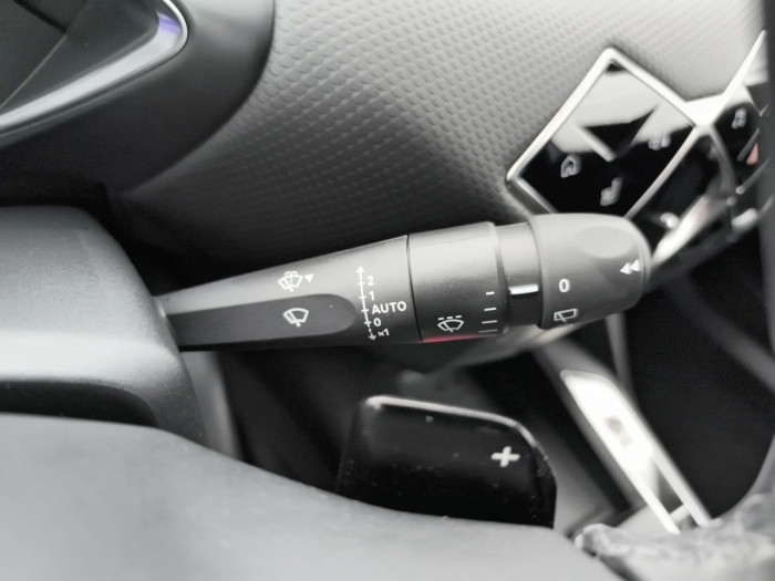 DS DS 3 Nouveau Hybride 145 e-DCT6 Pallas