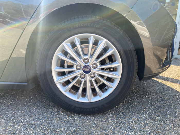 Ford Focus 1.0 EcoBoost 125ch mHEV Titanium X