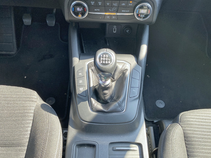 Ford Focus 1.0 EcoBoost 125ch mHEV Titanium X