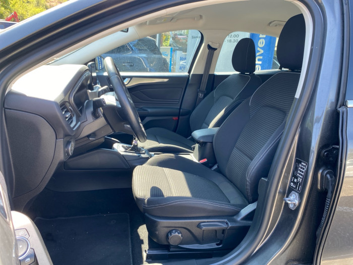 Ford Focus 1.0 EcoBoost 125ch mHEV Titanium X