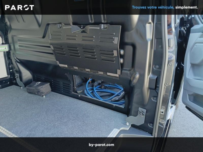Ford Transit Custom Fg 320 L1H1 Electrique 160 kW 218ch Batterie 64 kWh Sport