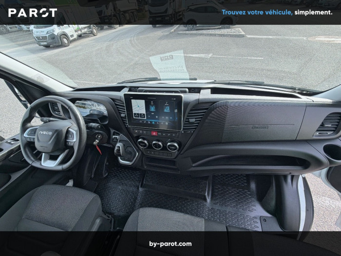 IVECO Daily 35S Fg 35S18H 3.0 V12 Hi-Matic