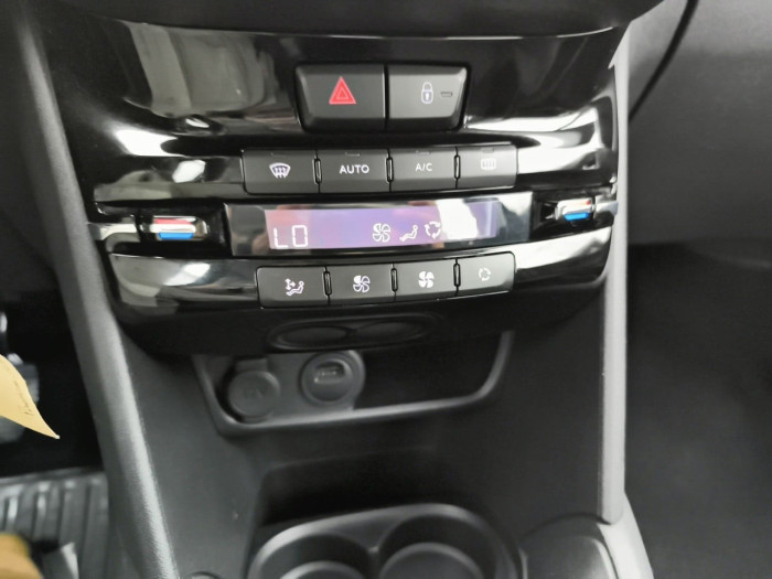 Peugeot 208 PureTech 82ch S&S BVM5 6.2 Evap Allure