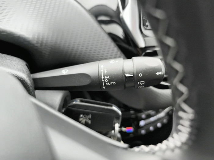 Peugeot 208 PureTech 82ch S&S BVM5 6.2 Evap Allure
