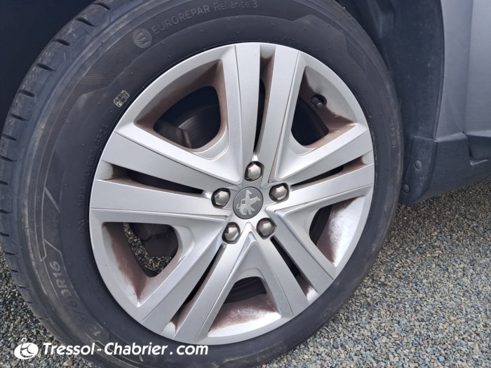 Peugeot 2008 PureTech 130 S&S BVM6 Style