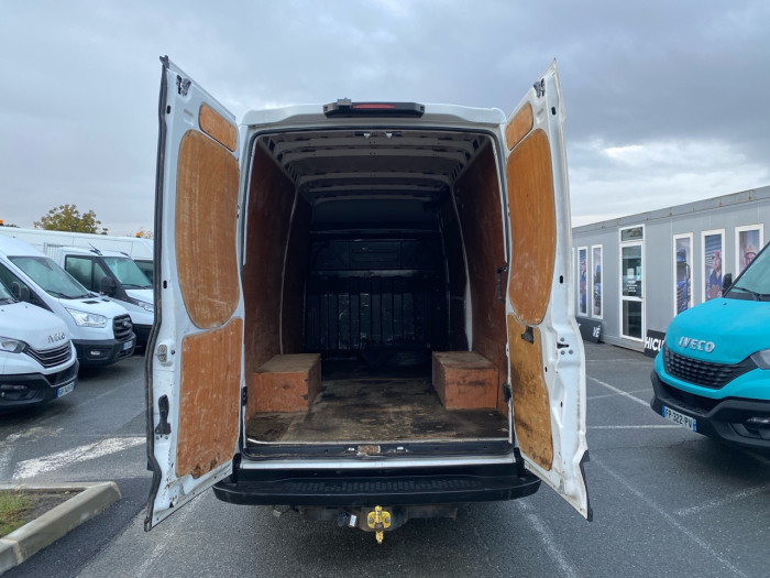 IVECO Daily 35C Fg 35C16 V12 Tor