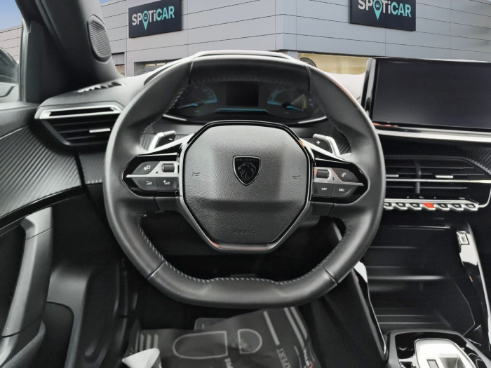 Peugeot 2008 Hybrid 136 e-DCS6 Style