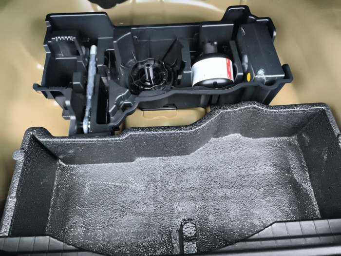 Peugeot 2008 Hybrid 136 e-DCS6 Style