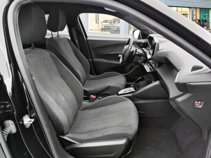 Peugeot 2008 Hybrid 136 e-DCS6 Style